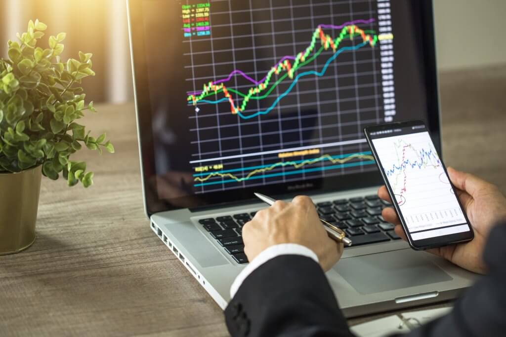 Essential Trading Tools to Enhance Your Market Performance